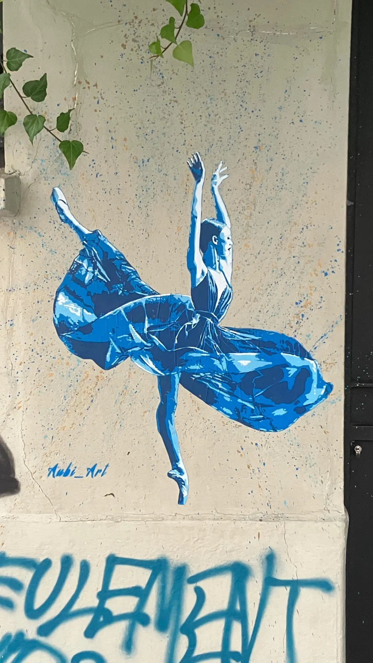 Instagram post from hunty.app. This post is in position 1.